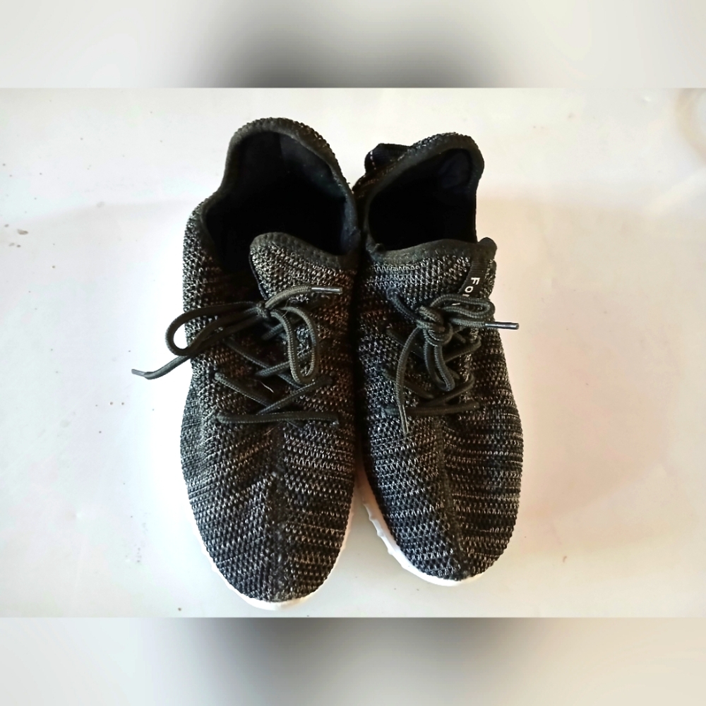 Womens Forever Black and White Mesh Breathable Light Weight Athletic Shoes